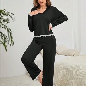 Elegant Black and White Women's Sleepwear Set size S